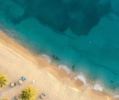 Turquoise Beach in Majesty Bay El Galala