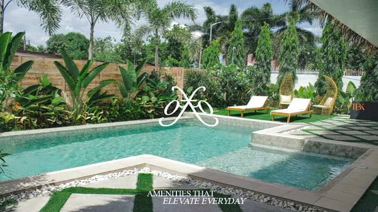 حمامات سباحة كمبوند كي اوف جرينز زايد