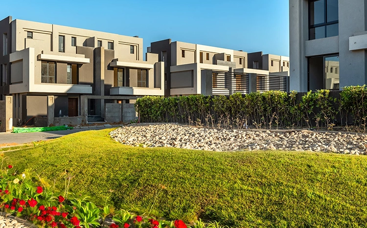 المساحات الخضراء في كمبوند لافيستا سيتي ريزيدنس العاصمة